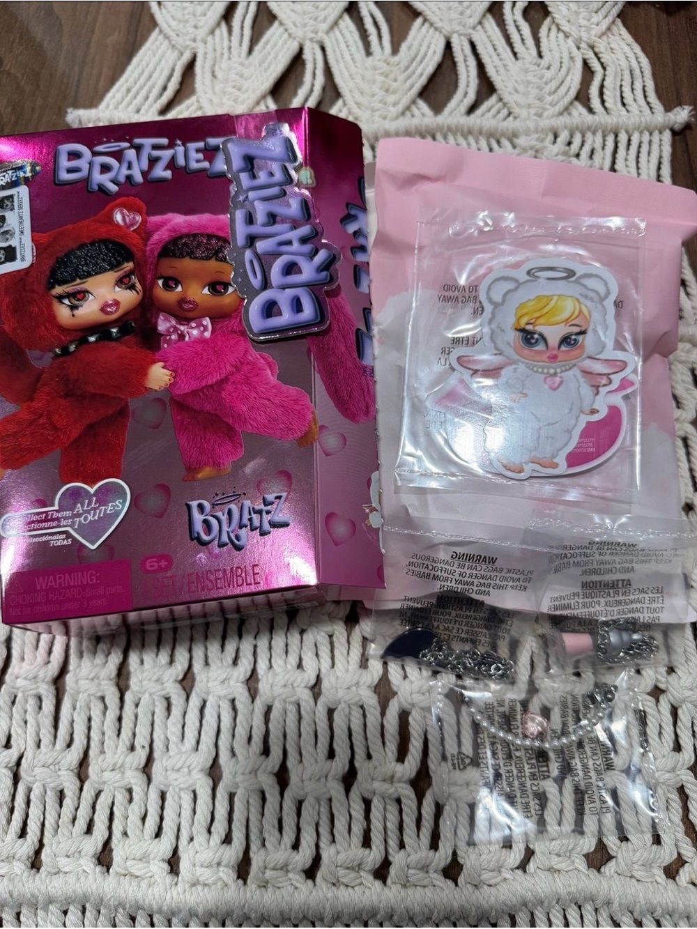 Bratz Bratziez Sweetheartz Angel Cloe